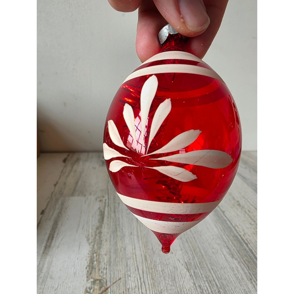 Vintage teardrop red striped tinsel style glass ornament Xmas tree